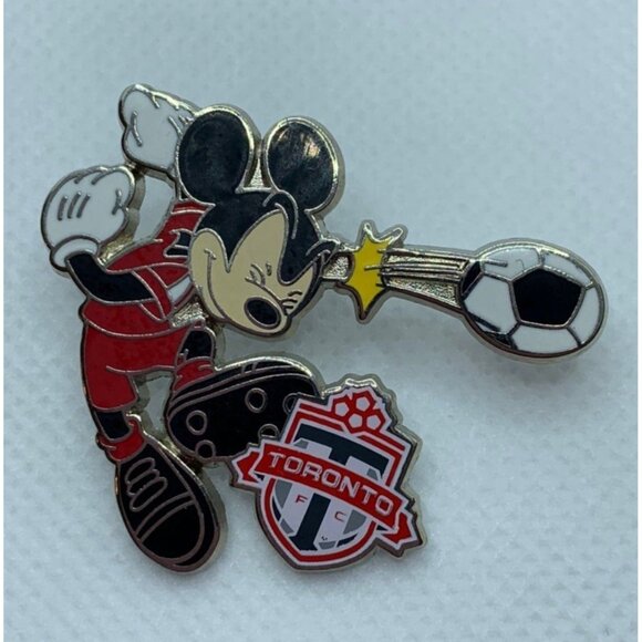 NWT Toronto FC Football Club 2016 soccer Mickey Mouse Disney trading pin badge - Picture 3 of 4